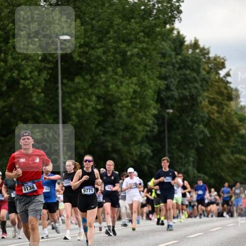 29.06.2025 - hella hamburg halbmarathon Dr. Thomas Lammeyer http://msf.ph/oto/8446176 29.06.2025 10:58:22 Kennedybrücke 1017, 1744, 1789, 1984, 2079, 2146, 2372, 2761, 3187, 3249, 4323, 4626, 4685, 4801, 4838, 5514, 5804, 5817, 5857, 5993, 6273, 6468, 7614, 8189, 8924, 9138, 9503, 9531, 9771, 10207, 11390 meine-sportfotos.de