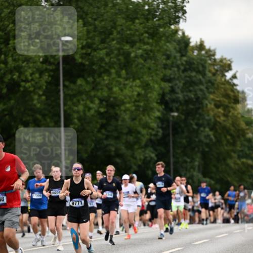 29.06.2025 - hella hamburg halbmarathon Dr. Thomas Lammeyer http://msf.ph/oto/8446225 29.06.2025 10:58:23 Kennedybrücke 1017, 1744, 1789, 1984, 2079, 2146, 2372, 2761, 3187, 3249, 4323, 4626, 4685, 4801, 4838, 5514, 5804, 5817, 5857, 5993, 6273, 6468, 7614, 8189, 8924, 9138, 9503, 9531, 9771, 10207, 11390 meine-sportfotos.de