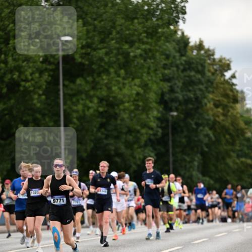 29.06.2025 - hella hamburg halbmarathon Dr. Thomas Lammeyer http://msf.ph/oto/8446281 29.06.2025 10:58:24 Kennedybrücke 1017, 1744, 1789, 1984, 2079, 2146, 2372, 2761, 3187, 3249, 4323, 4626, 4685, 4801, 4838, 5514, 5804, 5817, 5857, 5993, 6273, 6468, 7614, 8189, 8924, 9138, 9503, 9531, 9771, 10207, 11390 meine-sportfotos.de