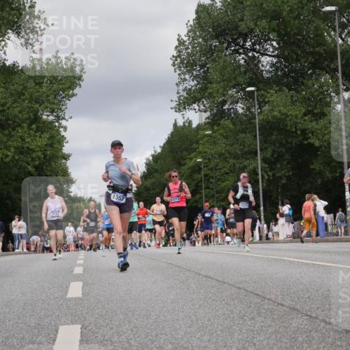 29.06.2025 - hella hamburg halbmarathon Luisa Fischer http://msf.ph/oto/8446290 29.06.2025 10:28:21 Kennedybrücke 3132, 1352, 3113, 13111, 15153, 1352, 2132, 2249, 2280, 3343, 4624, 5829, 5830, 6261 meine-sportfotos.de