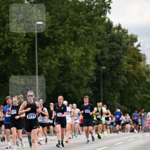 29.06.2025 - hella hamburg halbmarathon Dr. Thomas Lammeyer http://msf.ph/oto/8446307 29.06.2025 10:58:24 Kennedybrücke 1017, 1744, 1789, 1984, 2079, 2146, 2372, 2761, 3187, 3249, 4323, 4626, 4685, 4801, 4838, 5514, 5804, 5817, 5857, 5993, 6273, 6468, 7614, 8189, 8924, 9138, 9503, 9531, 9771, 10207, 11390 meine-sportfotos.de