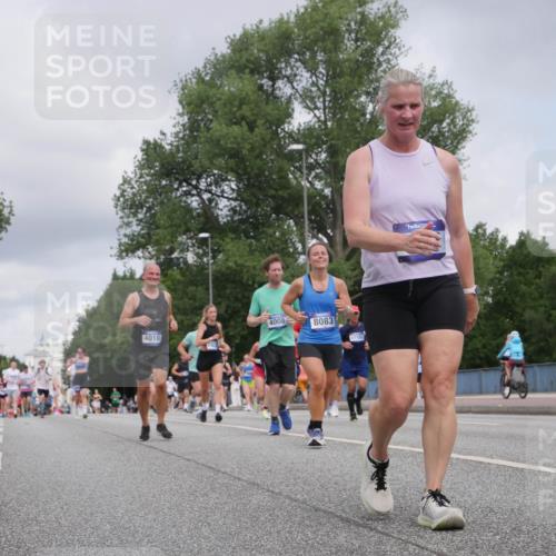 29.06.2025 - hella hamburg halbmarathon Luisa Fischer http://msf.ph/oto/8446370 29.06.2025 10:28:32 Kennedybrücke 4010, 4008, 8083, 17185, 3132, 4008, 4010, 4111, 4797, 8083, 8276, 8962, 9927 meine-sportfotos.de