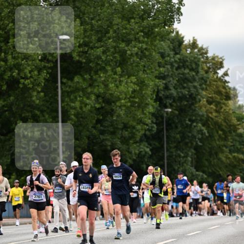29.06.2025 - hella hamburg halbmarathon Dr. Thomas Lammeyer http://msf.ph/oto/8446439 29.06.2025 10:58:25 Kennedybrücke 1017, 1744, 1789, 1984, 2079, 2146, 2372, 2761, 3187, 3249, 4323, 4626, 4685, 4801, 4838, 5514, 5804, 5817, 5857, 5993, 6273, 6468, 6583, 6987, 7614, 8189, 8924, 9138, 9503, 9531, 9771, 10207, 11390 meine-sportfotos.de