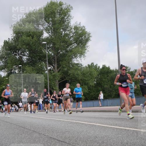 29.06.2025 - hella hamburg halbmarathon Luisa Fischer http://msf.ph/oto/8446453 29.06.2025 10:28:37 Kennedybrücke 8962, 15679, 16422, 16421, 649, 3099, 3113, 4008, 4010, 4111, 4797, 8083, 8276, 8962, 9927 meine-sportfotos.de