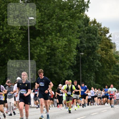 29.06.2025 - hella hamburg halbmarathon Dr. Thomas Lammeyer http://msf.ph/oto/8446574 29.06.2025 10:58:27 Kennedybrücke 1017, 1744, 1789, 1984, 2079, 2146, 2372, 2761, 3187, 3249, 3364, 4323, 4626, 4685, 4801, 4838, 5309, 5514, 5804, 5817, 5993, 6273, 6468, 6583, 6987, 7614, 8189, 8924, 9138, 9503, 9531, 9771, 10207, 11390 meine-sportfotos.de