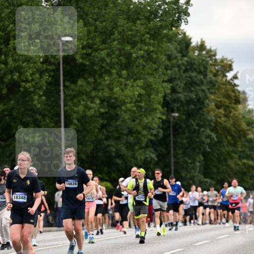 29.06.2025 - hella hamburg halbmarathon Dr. Thomas Lammeyer http://msf.ph/oto/8446651 29.06.2025 10:58:27 Kennedybrücke 1017, 1744, 1789, 1984, 2079, 2146, 2372, 2761, 3187, 3249, 3364, 4323, 4626, 4685, 4801, 4838, 5309, 5514, 5804, 5817, 5993, 6273, 6468, 6583, 6987, 7614, 8189, 8924, 9138, 9503, 9531, 9771, 10207, 11390 meine-sportfotos.de