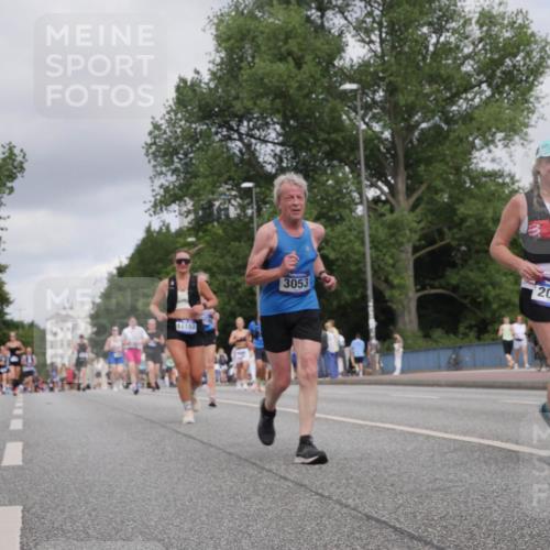 29.06.2025 - hella hamburg halbmarathon Luisa Fischer http://msf.ph/oto/8446668 29.06.2025 10:28:49 Kennedybrücke 11157, 3053, 2000, 1627, 1740, 2000, 3053, 3099, 3920, 4444, 5814, 7778 meine-sportfotos.de