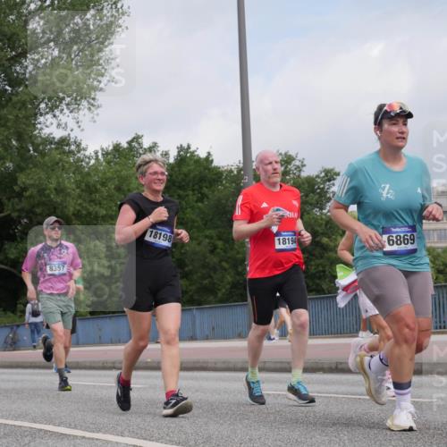 29.06.2025 - hella hamburg halbmarathon Luisa Fischer http://msf.ph/oto/8446753 29.06.2025 10:28:59 Kennedybrücke 8357, 13842, 18198, 18194, 6869, 11400, 1093, 1305, 1740, 2278, 3961, 3963, 6869, 8357 meine-sportfotos.de