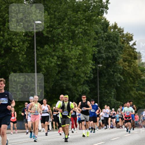 29.06.2025 - hella hamburg halbmarathon Dr. Thomas Lammeyer http://msf.ph/oto/8446777 29.06.2025 10:58:29 Kennedybrücke 1017, 1744, 1984, 2079, 2372, 2761, 3187, 3249, 3364, 4323, 4685, 4801, 4838, 5309, 5514, 5804, 5817, 5993, 6468, 6583, 6987, 7614, 8189, 8924, 9138, 9503, 9531, 9771, 10207, 11390 meine-sportfotos.de