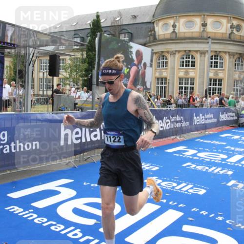 29.06.2025 - hella hamburg halbmarathon Michael Strokosch http://msf.ph/oto/8446864 29.06.2025 10:27:52 Ziel 1122, 17893 meine-sportfotos.de