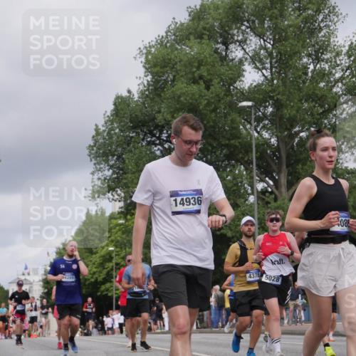 29.06.2025 - hella hamburg halbmarathon Luisa Fischer http://msf.ph/oto/8447039 29.06.2025 10:29:16 Kennedybrücke 064, 54, 6289, 14936, 4378, 5028, 08, 3765, 3765, 4378, 5028, 5564, 6478, 8079, 8881, 9186, 10845, 10846 meine-sportfotos.de