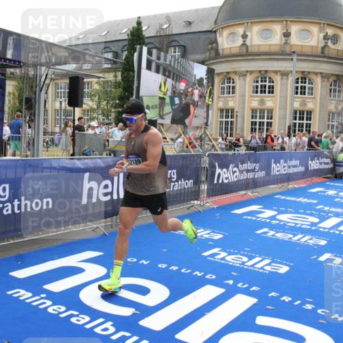 29.06.2025 - hella hamburg halbmarathon Michael Strokosch http://msf.ph/oto/8447051 29.06.2025 10:28:05 Ziel 10106, 10485, 12189, 13383, 14757, 15883, 17488 meine-sportfotos.de