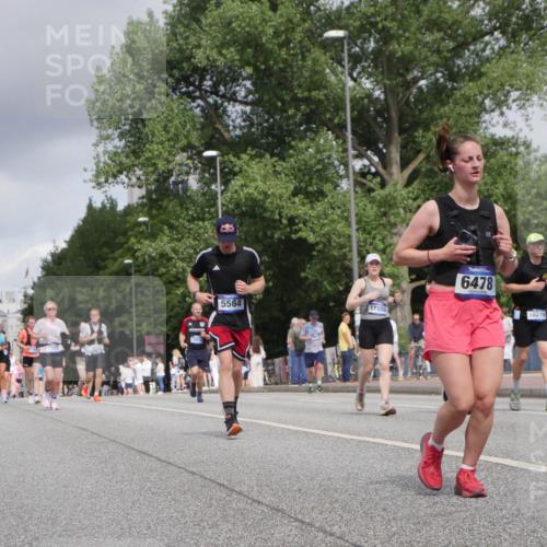 29.06.2025 - hella hamburg halbmarathon Luisa Fischer http://msf.ph/oto/8447178 29.06.2025 10:29:23 Kennedybrücke 16479, 5564, 11859, 6478, 10219, 3765, 4378, 5564, 6478, 7069, 8079, 8881, 9573, 10219, 10845, 10846 meine-sportfotos.de