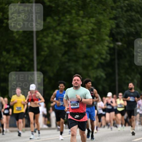 29.06.2025 - hella hamburg halbmarathon Dr. Thomas Lammeyer http://msf.ph/oto/8447293 29.06.2025 10:58:37 Kennedybrücke 1744, 2372, 2600, 2761, 3187, 3249, 3364, 4323, 4685, 4720, 4838, 5309, 5514, 5804, 5856, 5933, 5993, 6468, 6583, 6987, 7614, 7946, 7986, 9130, 9138, 9503, 9771, 10207 meine-sportfotos.de