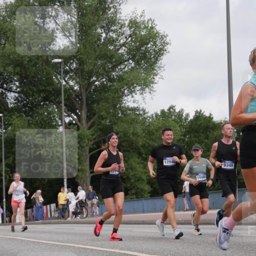 29.06.2025 - hella hamburg halbmarathon Luisa Fischer http://msf.ph/oto/8447300 29.06.2025 10:29:37 Kennedybrücke 17712, 12946, 10465, 9349, 1479, 1973, 3617, 4358, 5497, 6637, 10465 meine-sportfotos.de