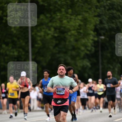 29.06.2025 - hella hamburg halbmarathon Dr. Thomas Lammeyer http://msf.ph/oto/8447324 29.06.2025 10:58:38 Kennedybrücke 1744, 2372, 2600, 2761, 3187, 3249, 3364, 4323, 4685, 4720, 4838, 5309, 5856, 5933, 5993, 6468, 6583, 6987, 7614, 7670, 7946, 7986, 9130, 9138, 9503, 9771, 10207 meine-sportfotos.de