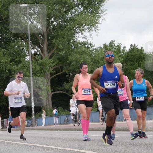 29.06.2025 - hella hamburg halbmarathon Luisa Fischer http://msf.ph/oto/8447522 29.06.2025 10:29:48 Kennedybrücke 4267, 9811, 11110, 12126, 268, 4315, 3617, 4267, 4268, 4315, 4358, 5494, 6159, 6637, 8281, 8306, 8942, 9811, 10104 meine-sportfotos.de