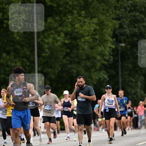 29.06.2025 - hella hamburg halbmarathon Dr. Thomas Lammeyer http://msf.ph/oto/8447691 29.06.2025 10:58:42 Kennedybrücke 2372, 2600, 2761, 3187, 3249, 3364, 4039, 4323, 4685, 4720, 4838, 5309, 5815, 5856, 5933, 6468, 6583, 6987, 7614, 7670, 7874, 7946, 7986, 9130, 9503, 10207, 11354 meine-sportfotos.de