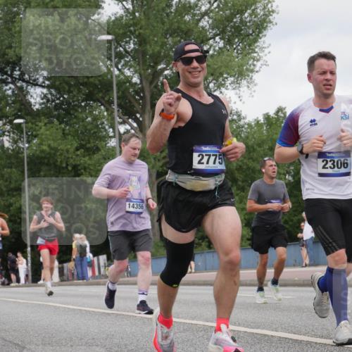 29.06.2025 - hella hamburg halbmarathon Luisa Fischer http://msf.ph/oto/8447856 29.06.2025 10:30:04 Kennedybrücke 25, 16788, 14356, 2775, 2306, 2306, 2775, 4844, 6625, 6905, 7929 meine-sportfotos.de