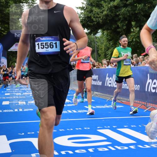29.06.2025 - hella hamburg halbmarathon Strokosch-Dieckow http://msf.ph/oto/8447890 29.06.2025 10:39:01 Ziel 1164, 1445, 1803, 2262, 3136, 4359, 4759, 6682, 6686, 6687, 11447, 11619, 12137, 13137, 15556, 15561, 15873, 16656, 16820, 18734, 19151 meine-sportfotos.de