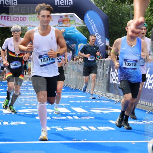 29.06.2025 - hella hamburg halbmarathon Strokosch-Dieckow http://msf.ph/oto/8448293 29.06.2025 10:38:46 Ziel 2296, 2719, 2980, 3783, 4148, 5248, 6684, 8450, 8958, 9264, 9540, 10218, 11055, 11281, 11282, 12772, 13755, 13800, 14093, 15257, 15372, 17722, 18188, 19004 meine-sportfotos.de