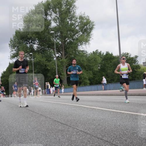 29.06.2025 - hella hamburg halbmarathon Luisa Fischer http://msf.ph/oto/8448322 29.06.2025 10:30:34 Kennedybrücke 10205, 7314, 5177, 2643, 4507, 4509, 5177, 5495, 7314, 7978, 8085, 8215, 10205 meine-sportfotos.de