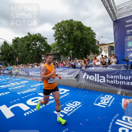 29.06.2025 - hella hamburg halbmarathon Zöllner http://msf.ph/oto/8448404 29.06.2025 10:58:22 Ziel 1595, 4550, 4592, 4708, 6104, 6138, 6147, 9230, 9485, 11645, 14631, 15434, 18068, 18266 meine-sportfotos.de