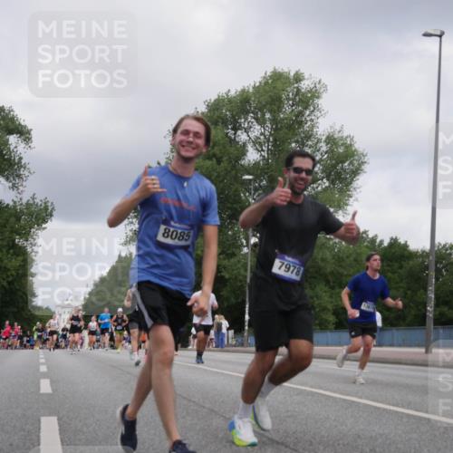 29.06.2025 - hella hamburg halbmarathon Luisa Fischer http://msf.ph/oto/8448447 29.06.2025 10:30:41 Kennedybrücke 8085, 7978, 1367, 13462, 2080, 2643, 5369, 5495, 5825, 7944, 7978, 8085, 8215, 9567 meine-sportfotos.de