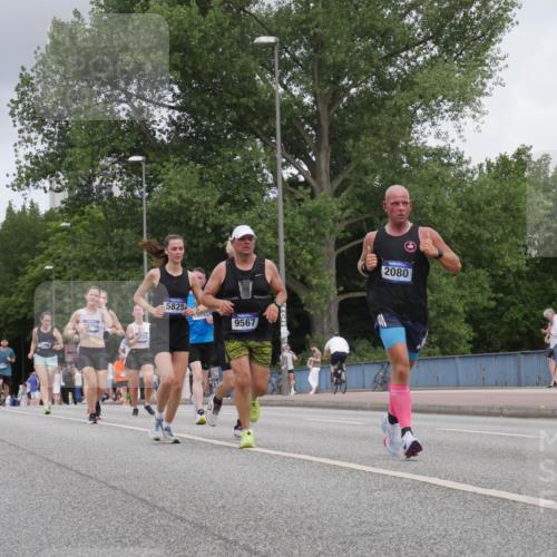 29.06.2025 - hella hamburg halbmarathon Luisa Fischer http://msf.ph/oto/8448585 29.06.2025 10:30:48 Kennedybrücke 9766, 234, 5825, 180920, 9567, 2080, 1793, 2080, 5369, 5825, 7234, 7944, 9567 meine-sportfotos.de