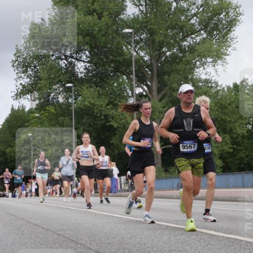 29.06.2025 - hella hamburg halbmarathon Luisa Fischer http://msf.ph/oto/8448612 29.06.2025 10:30:49 Kennedybrücke 9567, 1876, 838, 1793, 2080, 5369, 5825, 7234, 7944, 9567 meine-sportfotos.de
