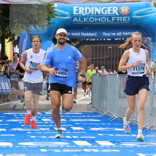 29.06.2025 - hella hamburg halbmarathon Strokosch-Dieckow http://msf.ph/oto/8448711 29.06.2025 10:38:32 Ziel 1710, 2745, 3014, 3790, 8571, 9403, 11379, 14905, 16280, 17154, 18357 meine-sportfotos.de
