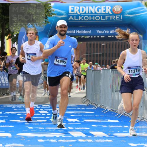 29.06.2025 - hella hamburg halbmarathon Strokosch-Dieckow http://msf.ph/oto/8448747 29.06.2025 10:38:33 Ziel 1710, 3790, 4148, 5248, 8571, 9403, 11379, 12772, 14905, 16280, 17154, 18188, 18357 meine-sportfotos.de