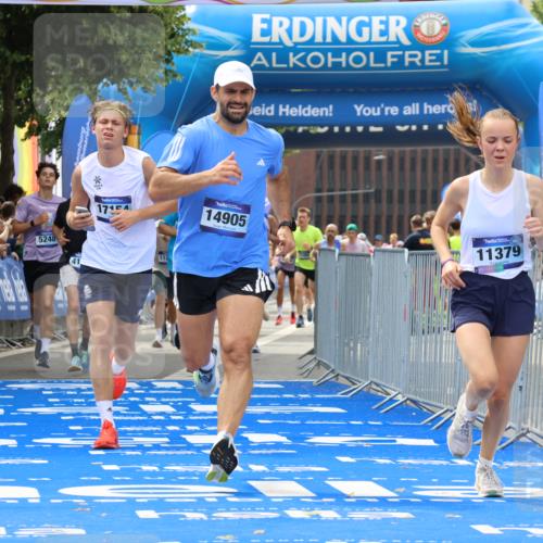 29.06.2025 - hella hamburg halbmarathon Strokosch-Dieckow http://msf.ph/oto/8448772 29.06.2025 10:38:33 Ziel 1710, 3790, 4148, 5248, 8571, 9403, 11379, 12772, 14905, 16280, 17154, 18188, 18357 meine-sportfotos.de