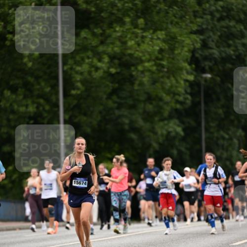29.06.2025 - hella hamburg halbmarathon Dr. Thomas Lammeyer http://msf.ph/oto/8448814 29.06.2025 10:58:54 Kennedybrücke 1779, 1822, 2600, 3364, 3857, 4039, 4720, 5185, 5309, 5815, 5856, 5933, 6279, 6583, 6987, 6988, 7670, 7874, 7946, 7986, 9130, 9764, 11354 meine-sportfotos.de
