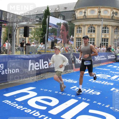 29.06.2025 - hella hamburg halbmarathon Michael Strokosch http://msf.ph/oto/8449048 29.06.2025 10:29:08 Ziel 3043, 8473, 10171, 10351, 16157, 18874 meine-sportfotos.de