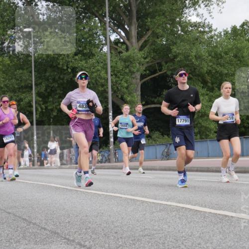 29.06.2025 - hella hamburg halbmarathon Luisa Fischer http://msf.ph/oto/8449462 29.06.2025 10:31:36 Kennedybrücke 9654, 18291, 483, 17791, 259, 5604, 97, 4834, 5604, 6102, 6259, 6345, 9642, 9653, 9654, 9716 meine-sportfotos.de