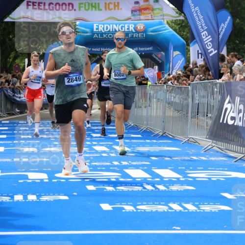 29.06.2025 - hella hamburg halbmarathon Strokosch-Dieckow http://msf.ph/oto/8449826 29.06.2025 10:38:13 Ziel 1042, 1688, 2849, 5091, 6095, 7743, 8002, 14688, 17623, 18584, 18986 meine-sportfotos.de