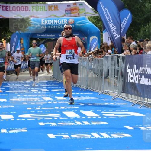 29.06.2025 - hella hamburg halbmarathon Strokosch-Dieckow http://msf.ph/oto/8449887 29.06.2025 10:38:11 Ziel 1688, 2849, 5091, 6095, 7743, 8002, 14688, 15382, 17623, 18584, 18986 meine-sportfotos.de