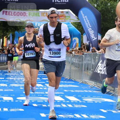 29.06.2025 - hella hamburg halbmarathon Strokosch-Dieckow http://msf.ph/oto/8450353 29.06.2025 10:37:56 Ziel 3480, 3530, 7229, 8091, 9643, 9944, 10793, 11049, 11952, 12915, 13900, 14274, 15303, 16698, 18103, 18529 meine-sportfotos.de