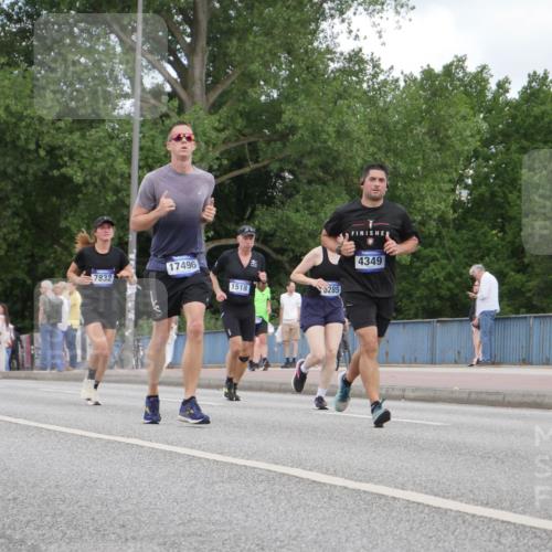29.06.2025 - hella hamburg halbmarathon Luisa Fischer http://msf.ph/oto/8450621 29.06.2025 10:32:23 Kennedybrücke 1126916662, 7832, 17496, 1518, 285, 4349, 1518, 1557, 3445, 4349, 4362, 4395, 6285, 7832, 9714, 10198 meine-sportfotos.de