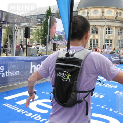 29.06.2025 - hella hamburg halbmarathon Michael Strokosch http://msf.ph/oto/8450660 29.06.2025 10:29:37 Ziel 2021, 2180, 6781, 8784, 9137, 10790, 17197, 18422, 18699, 19204 meine-sportfotos.de