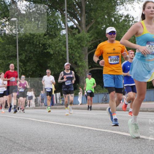 29.06.2025 - hella hamburg halbmarathon Luisa Fischer http://msf.ph/oto/8450827 29.06.2025 10:32:31 Kennedybrücke 5249, 10068, 1694, 5250, 13810, 12780, 8560, 362, 1518, 1694, 3311, 4362, 4395, 5250, 6285, 7832, 8560, 10068 meine-sportfotos.de