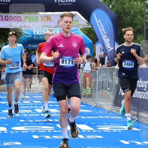 29.06.2025 - hella hamburg halbmarathon Strokosch-Dieckow http://msf.ph/oto/8451100 29.06.2025 10:37:48 Ziel 1505, 1615, 2196, 2404, 3480, 3530, 9171, 13148, 13595, 18103, 18276, 18277, 18529 meine-sportfotos.de