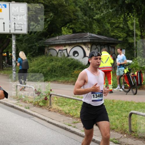 29.06.2025 - hella hamburg halbmarathon Yannick Fuchs http://msf.ph/oto/8451160 29.06.2025 10:55:44 20KM 1135, 1138, 1147, 1190, 2086, 2391, 2591, 3097, 3400, 4068, 4095, 5839, 5870, 6391, 7033, 7049, 7757, 8364, 8531, 8590, 9297, 9932, 10031, 10177, 10194, 10746, 11465, 12125, 12787, 13064, 13086, 13491, 13699, 13958, 14605, 14628, 15252, 15520, 15539, 15733, 15908, 16128, 16145, 18551, 18799, 18808 meine-sportfotos.de