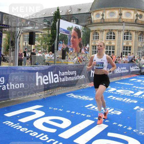 29.06.2025 - hella hamburg halbmarathon Michael Strokosch http://msf.ph/oto/8451278 29.06.2025 10:29:46 Ziel 7186, 13374, 16818 meine-sportfotos.de