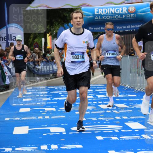 29.06.2025 - hella hamburg halbmarathon Strokosch-Dieckow http://msf.ph/oto/8451484 29.06.2025 10:37:35 Ziel 1290, 1505, 5042, 5791, 6047, 7831, 9914, 10451, 10922, 11106, 14934, 18193, 18216 meine-sportfotos.de