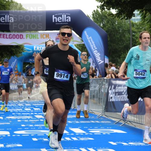 29.06.2025 - hella hamburg halbmarathon Strokosch-Dieckow http://msf.ph/oto/8451736 29.06.2025 10:37:29 Ziel 1290, 2767, 5042, 5791, 6047, 7831, 9017, 9914, 10451, 10922, 11106, 12739, 13372, 15888, 17306, 18159, 18193, 18216, 18723 meine-sportfotos.de