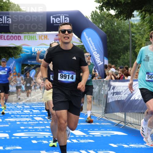 29.06.2025 - hella hamburg halbmarathon Strokosch-Dieckow http://msf.ph/oto/8451771 29.06.2025 10:37:29 Ziel 1290, 2767, 5042, 5791, 6047, 7831, 9017, 9914, 10451, 10922, 11106, 12739, 13372, 15888, 17306, 18159, 18193, 18216, 18723 meine-sportfotos.de
