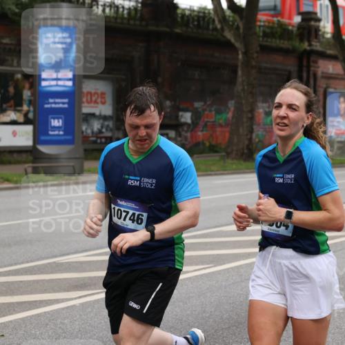 29.06.2025 - hella hamburg halbmarathon Yannick Fuchs http://msf.ph/oto/8451855 29.06.2025 10:55:50 20KM 1135, 1138, 1147, 1190, 2086, 3097, 3400, 3921, 4095, 4859, 5547, 5839, 6391, 6815, 7049, 8364, 8590, 9297, 10177, 10194, 10746, 11465, 12125, 12567, 13064, 13491, 13699, 13958, 14574, 14605, 14628, 15252, 15291, 15520, 15539, 15686, 15733, 15908, 16128, 16145, 18551, 18799, 18808 meine-sportfotos.de