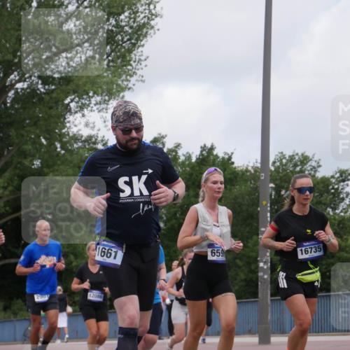 29.06.2025 - hella hamburg halbmarathon Luisa Fischer http://msf.ph/oto/8452123 29.06.2025 10:33:07 Kennedybrücke 16604, 1661, 290, 12086, 659, 16735, 14, 1063, 1230, 1661, 2901, 4575, 4580, 6418, 6598, 8048, 10641, 10880 meine-sportfotos.de